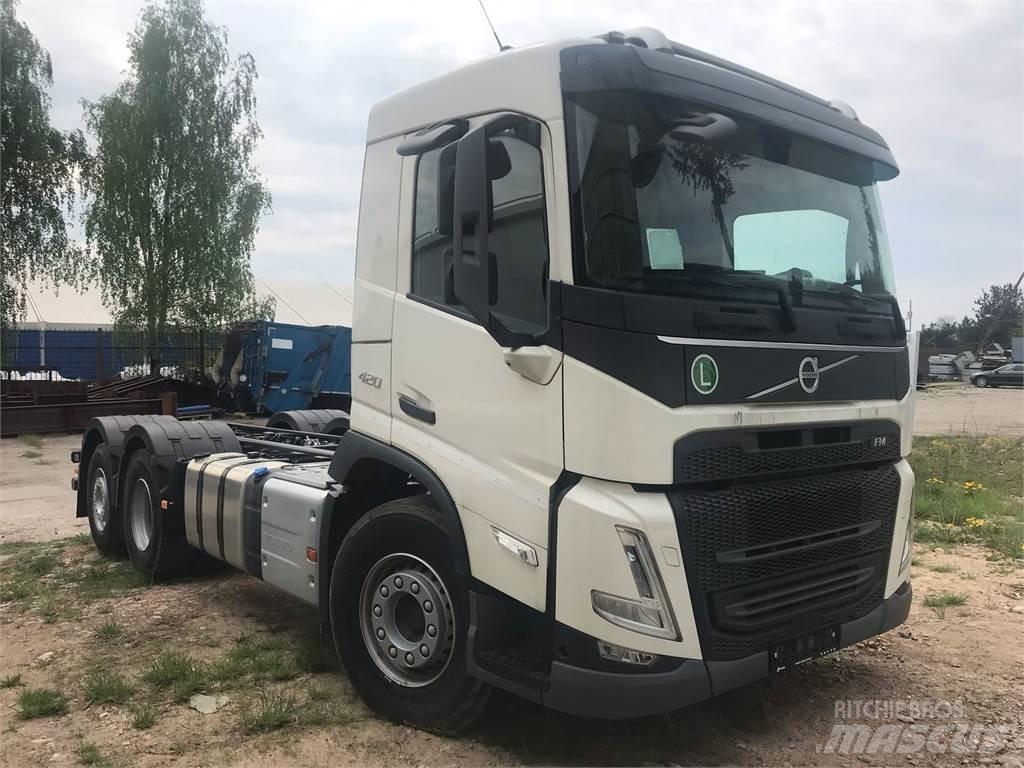 Volvo FM 420 6X2 Šasija ar kabīni