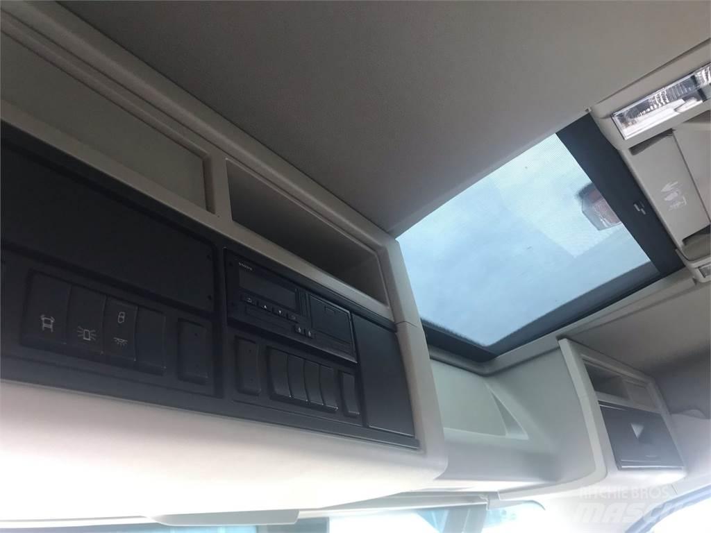 Volvo FM 420 6X2 Šasija ar kabīni