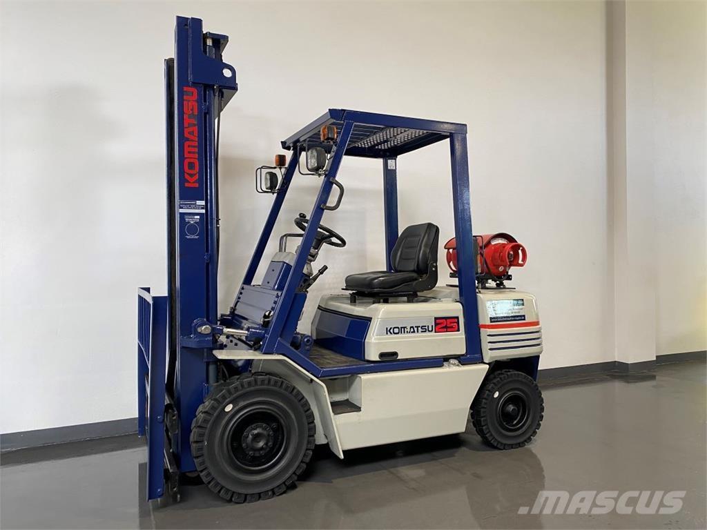 Komatsu FG25T-11E LPG tehnika