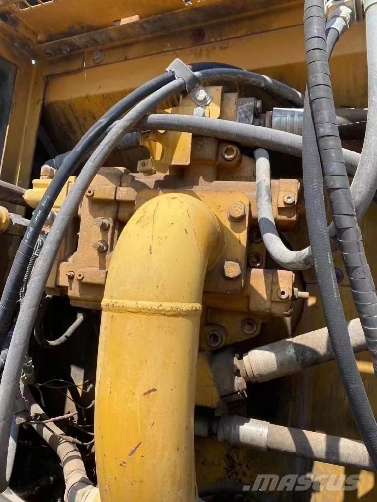 CAT 336 Kāpurķēžu ekskavatori