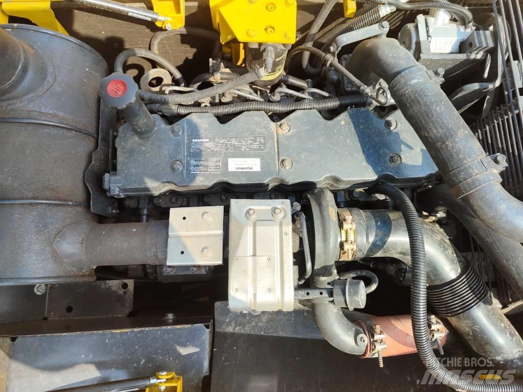 Komatsu PC 220 LC-8 Kāpurķēžu ekskavatori