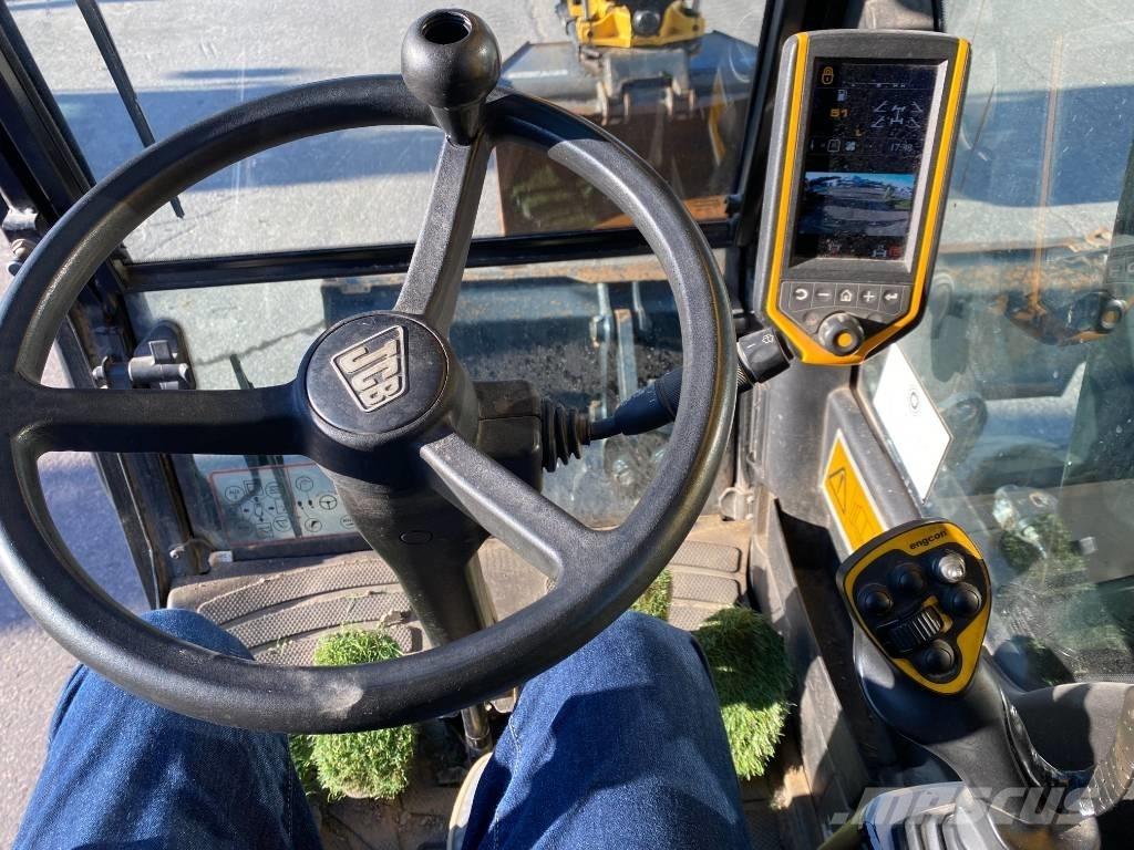 JCB JS145W T4i Ekskavatori uz riteņiem