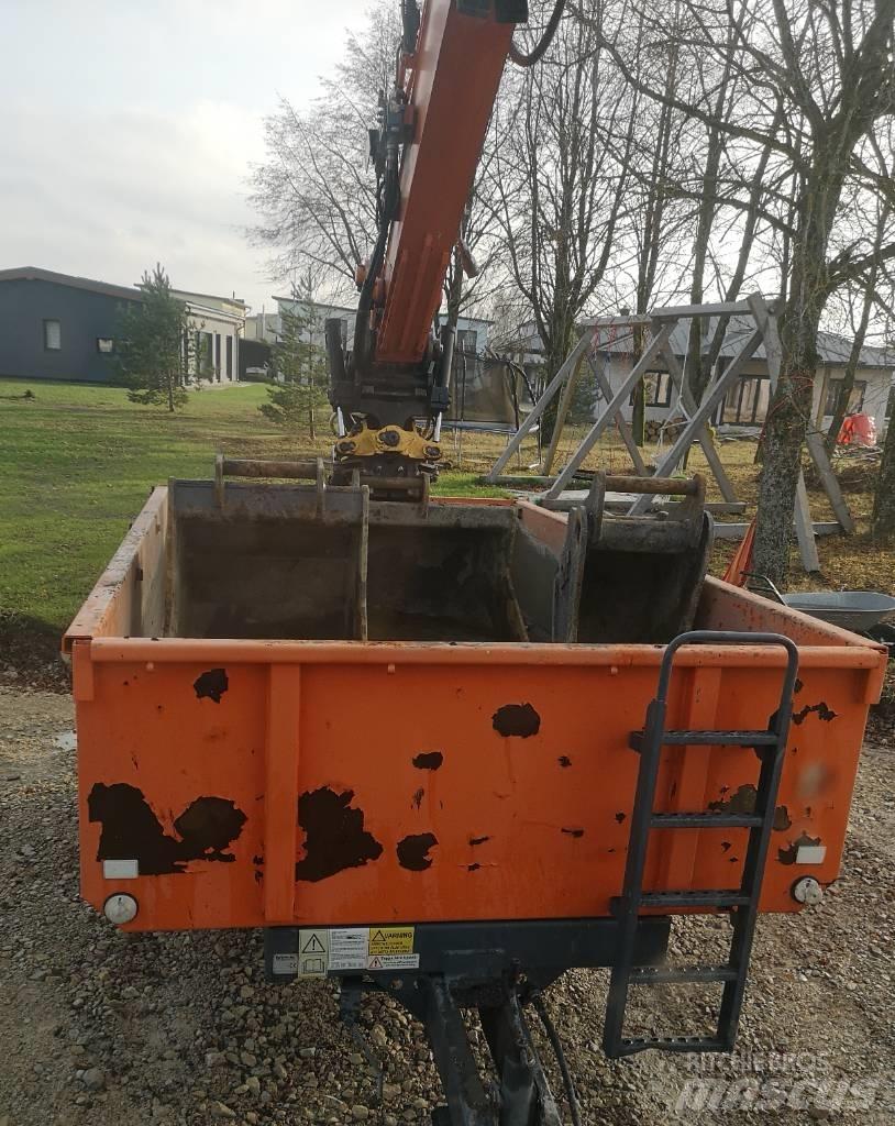Doosan Dw 140 Ekskavatori uz riteņiem