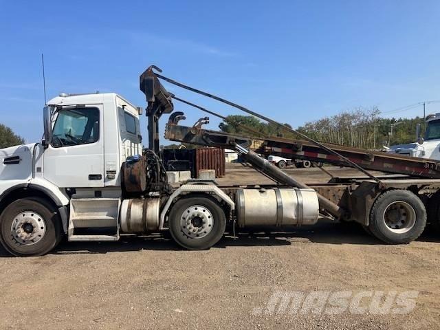 Volvo VHD Kabeļu pacēlājs nomontējamām kravas mašīnām