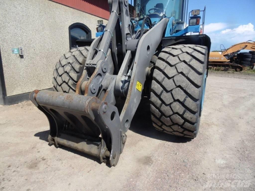 Volvo L 220 G Iekrāvēji uz riteņiem