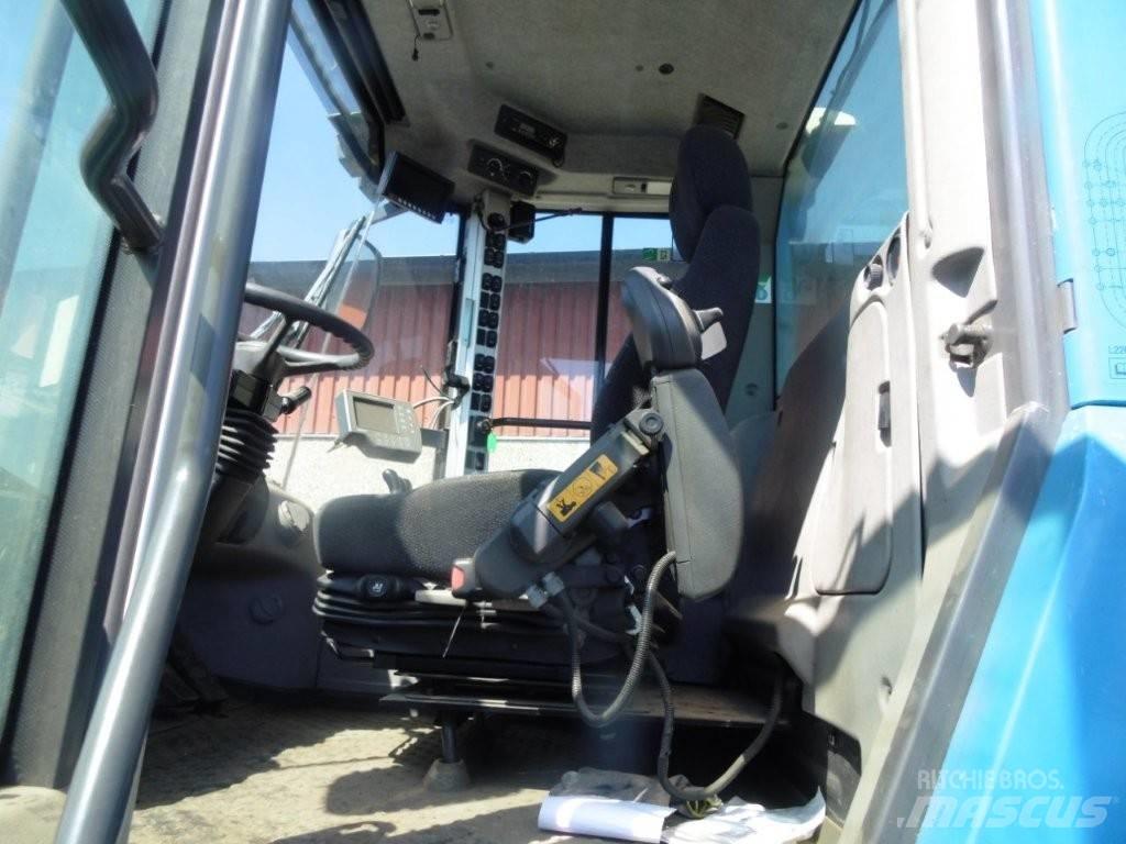 Volvo L 220 G Iekrāvēji uz riteņiem