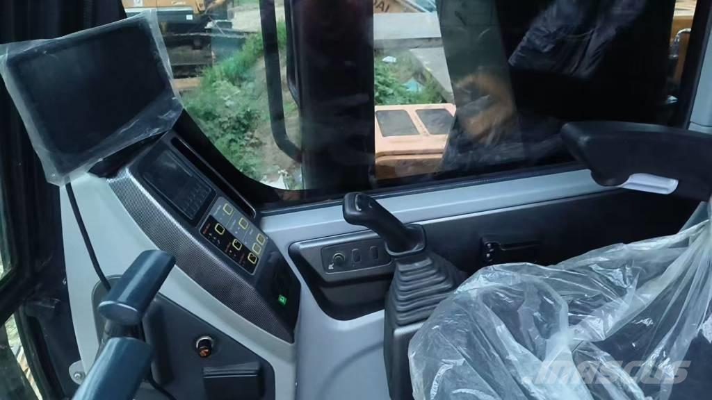 Hyundai HX220S Kāpurķēžu ekskavatori