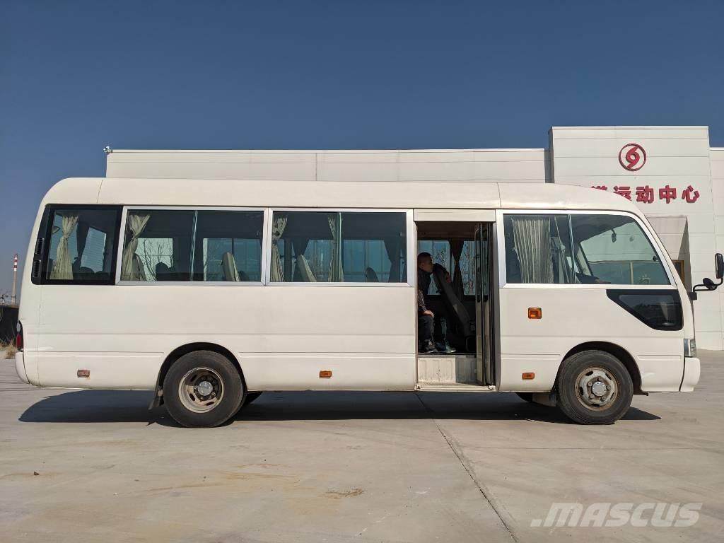 Toyota Coaster Bus Mikroautobusi