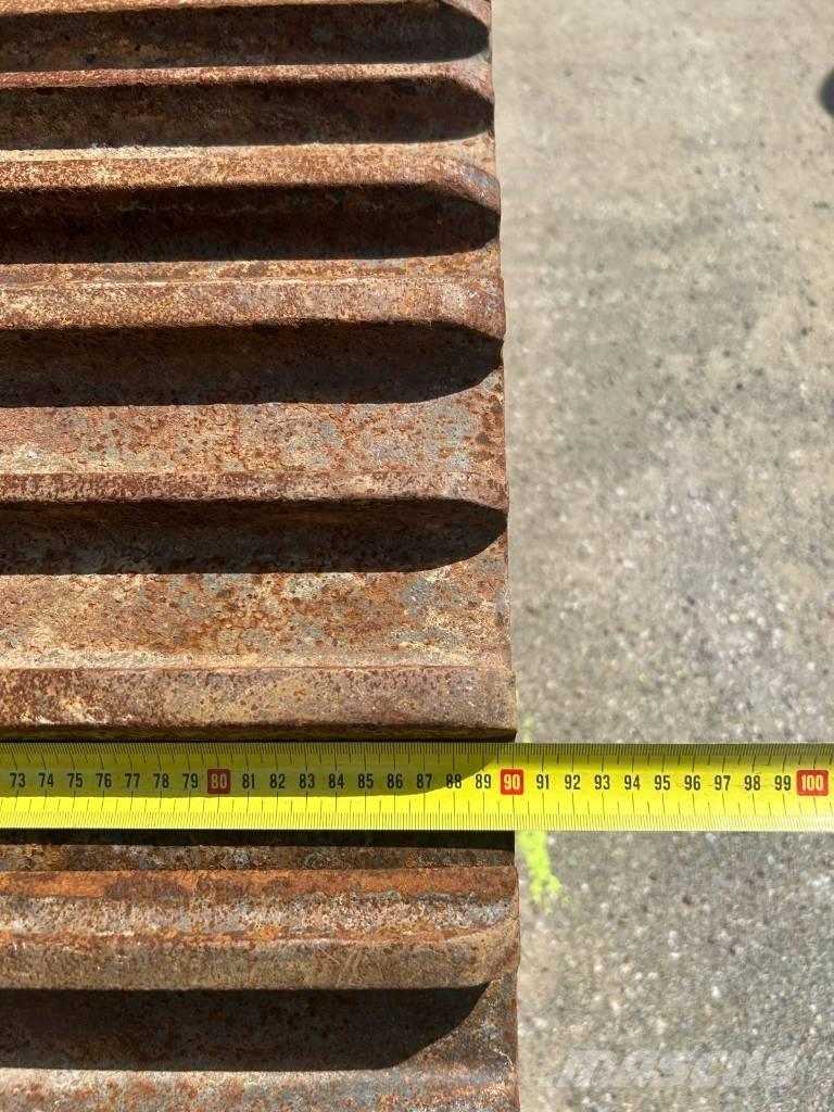 Liebherr R 926 LC Kāpurķēžu ekskavatori