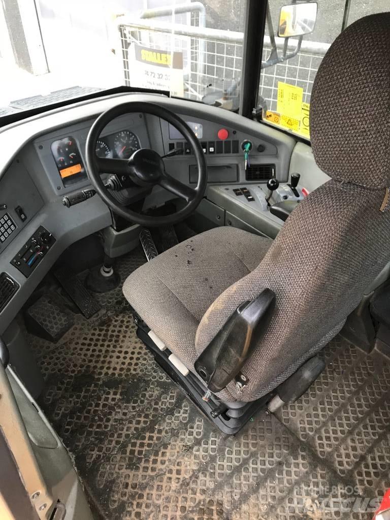 Volvo A25D Mini pašizgāzēji