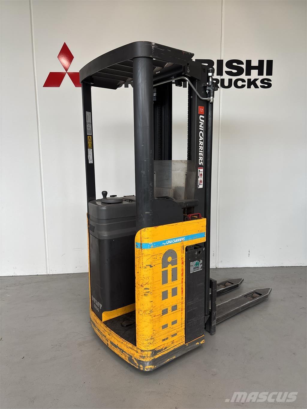 Atlet A160 Pašgājēji krautnētāji