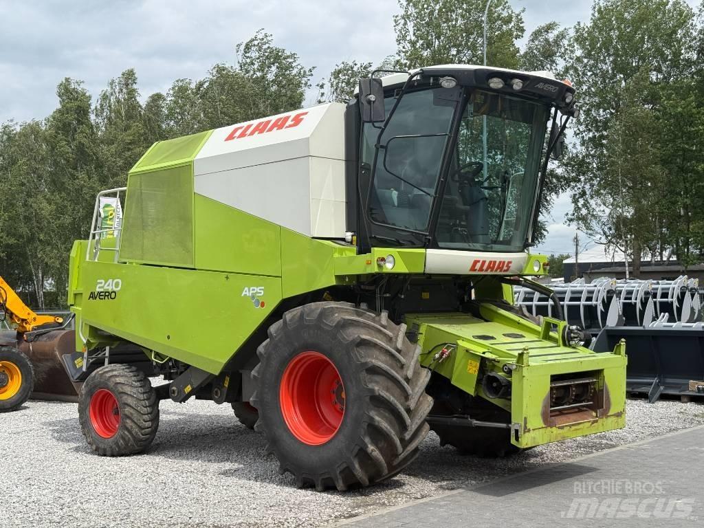 Claas Avero 240 Ražas novākšanas kombaini