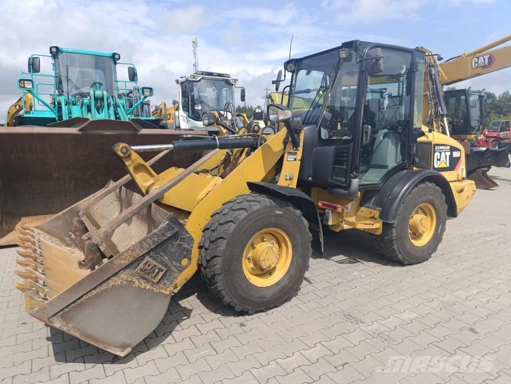CAT 906 H Iekrāvēji uz riteņiem