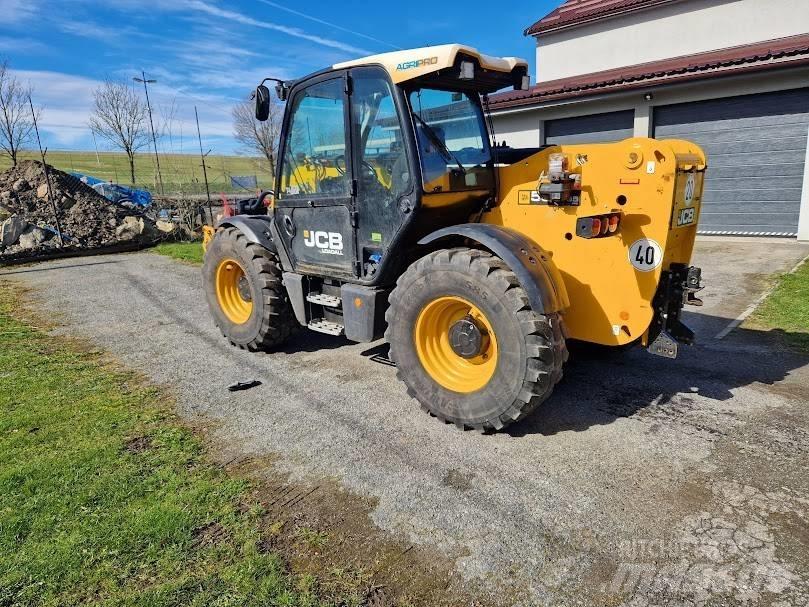 JCB 535-95 Agri Pro Lauksaimniecības pacēlāji