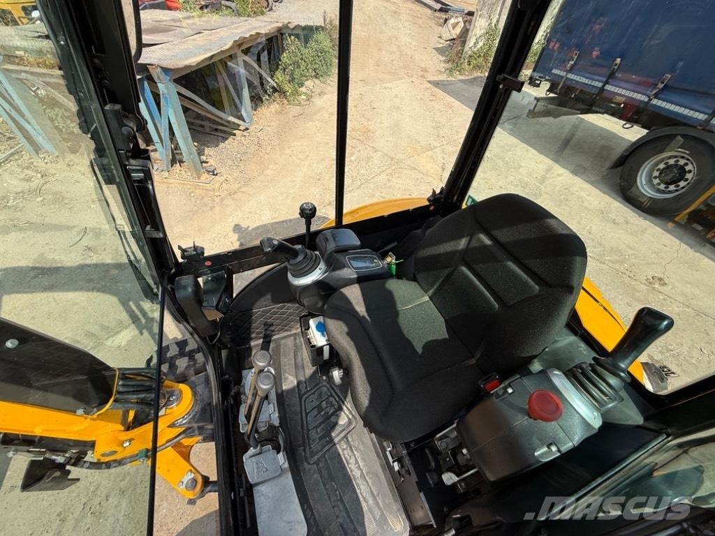 JCB 8026 CTS Mini ekskavatori < 7 t
