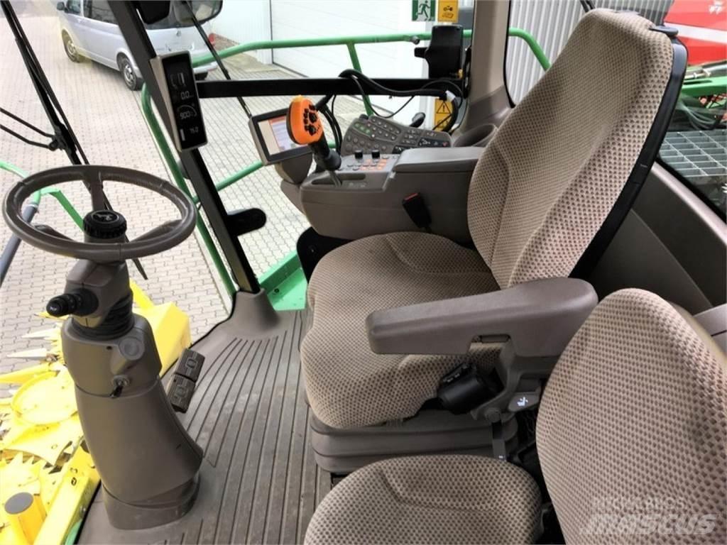 John Deere 8300i Lopbarības novācēji