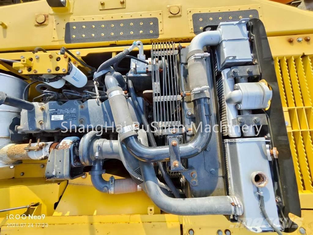 Komatsu 200-8 Kāpurķēžu ekskavatori