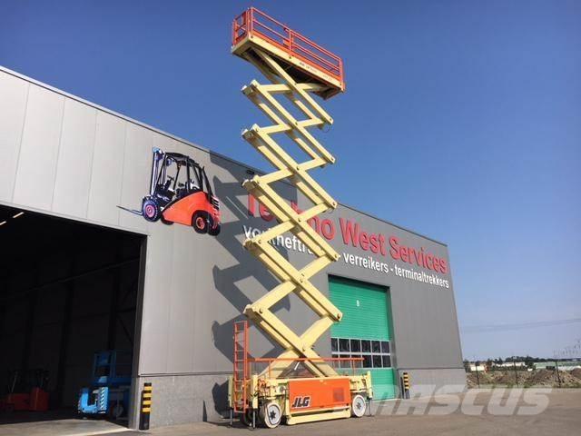 JLG SL245-12 Šķerveida pacēlāji