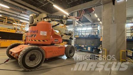 JLG E 450 AJ Strēles pacēlāji