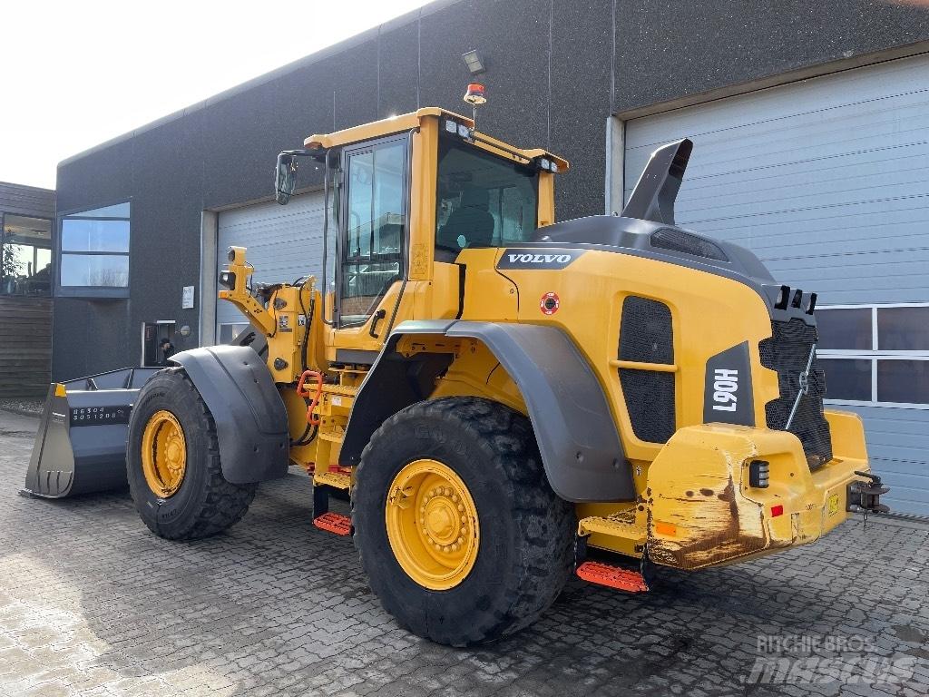 Volvo L90H Iekrāvēji uz riteņiem