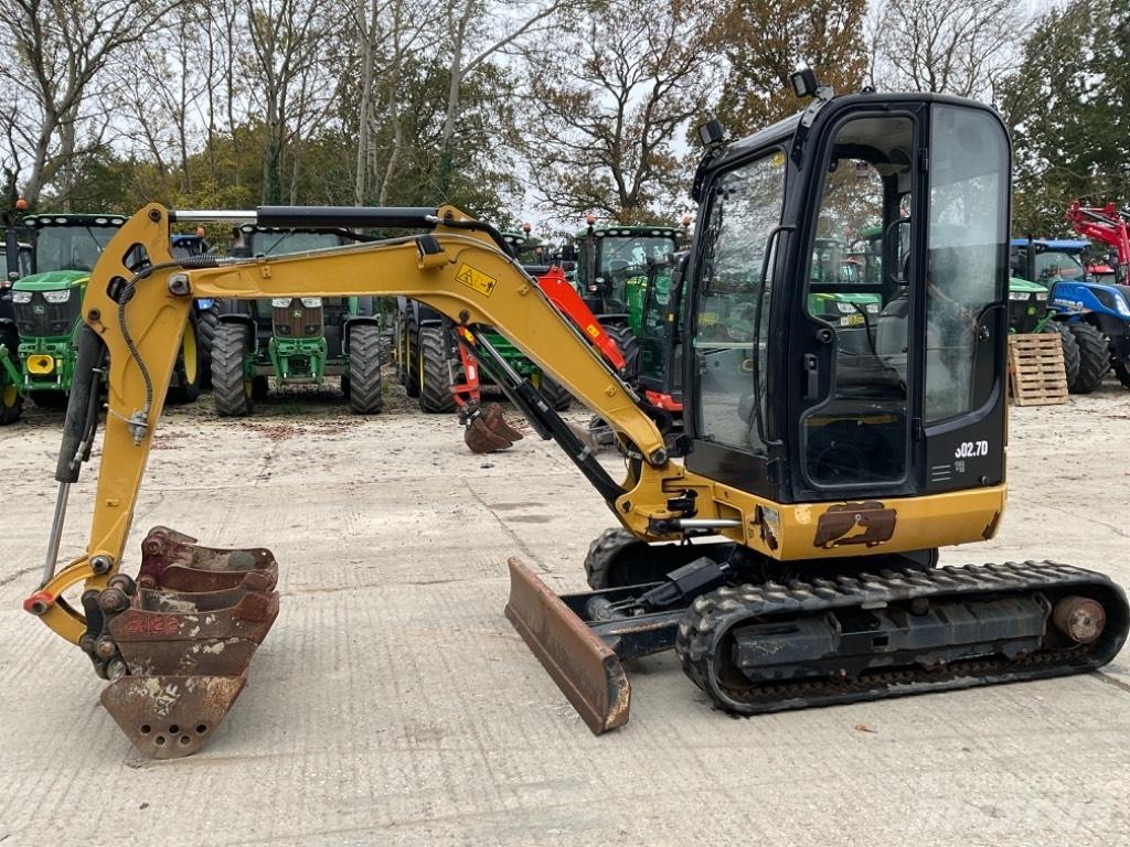 CAT 302.7 D CR Mini ekskavatori < 7 t