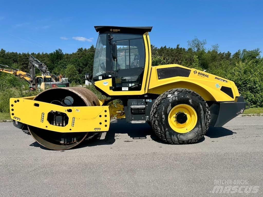 Bomag BW 213 D-5 Citi veltņi