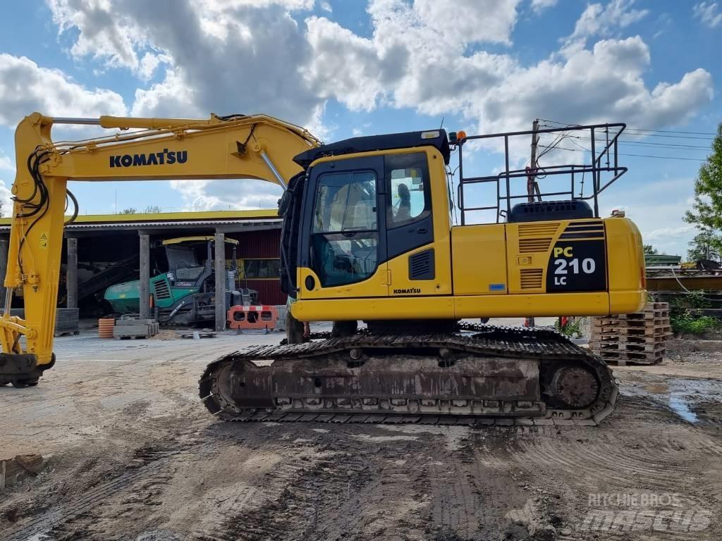 Komatsu PC 210-8 Kāpurķēžu ekskavatori