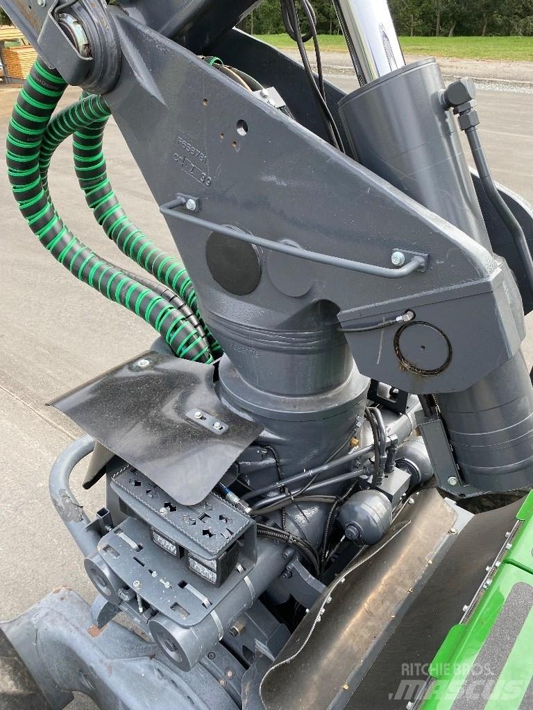 John Deere 1270 G Harvesteri