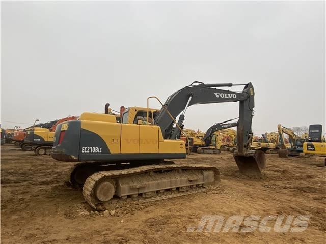 Volvo EC210B Kāpurķēžu ekskavatori