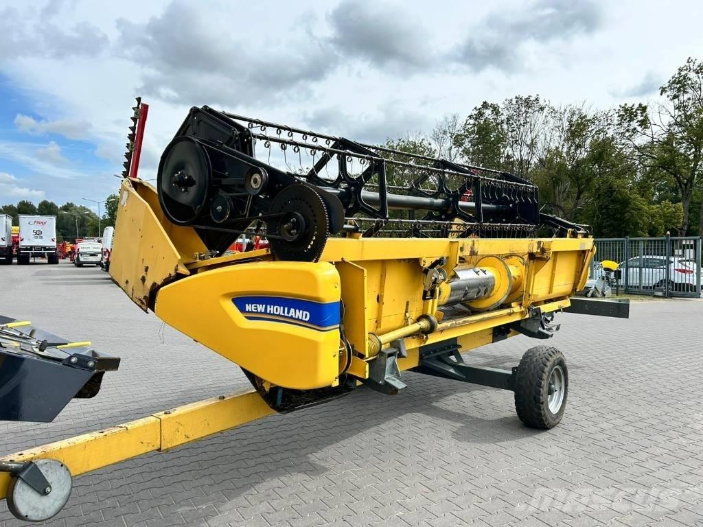 New Holland TC 5.80 Ražas novākšanas kombaini