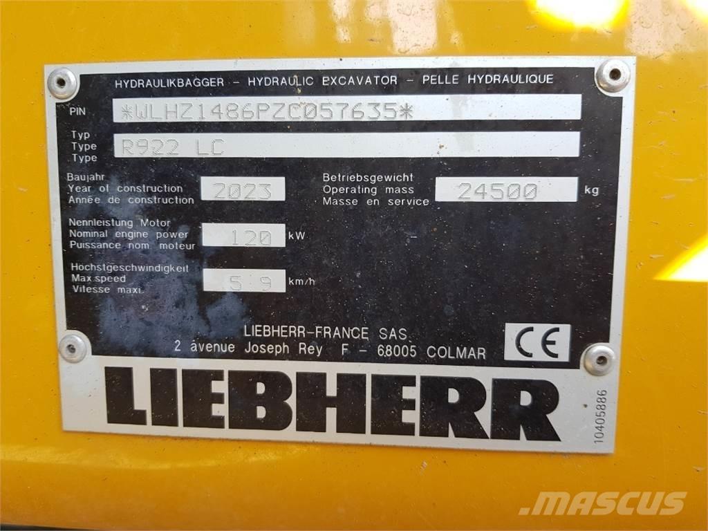 Liebherr R922 Kāpurķēžu ekskavatori