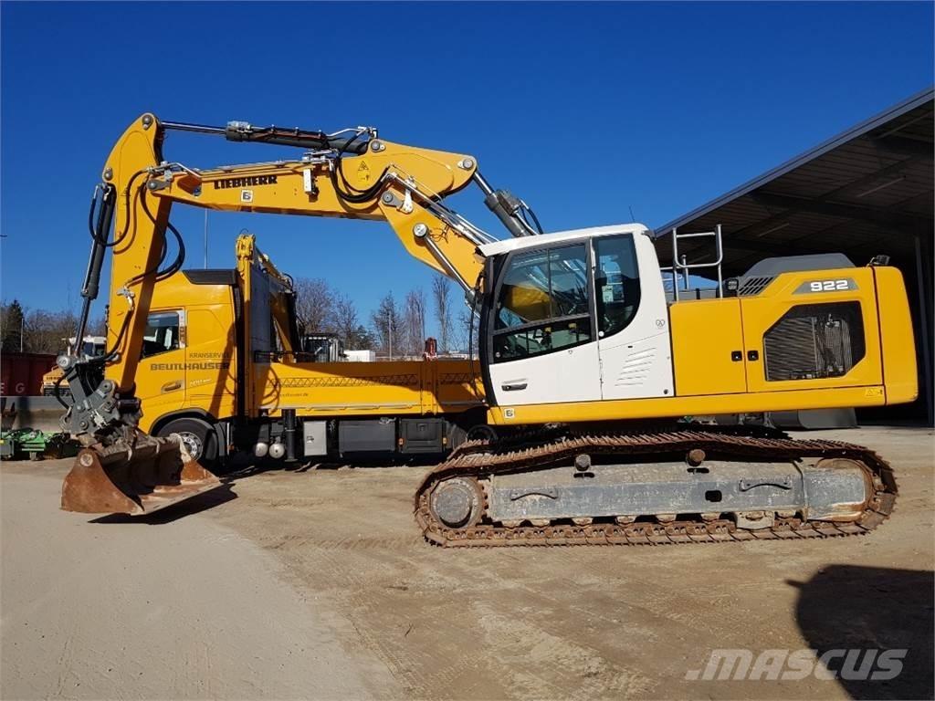 Liebherr R922 Kāpurķēžu ekskavatori