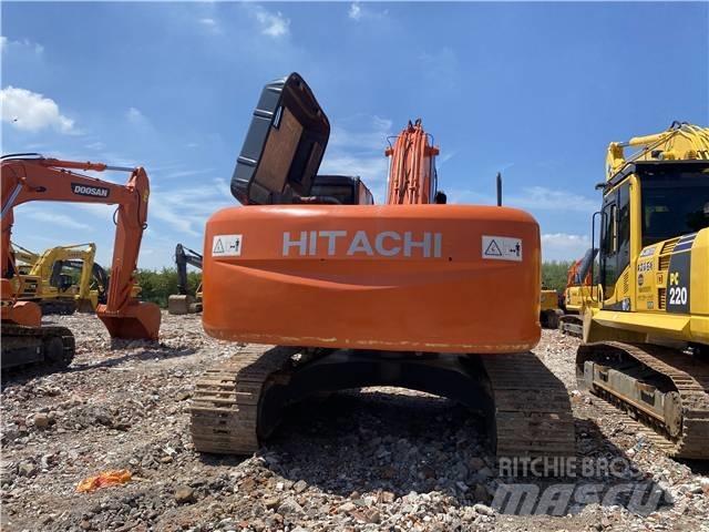 Hitachi ZX 250 Kāpurķēžu ekskavatori