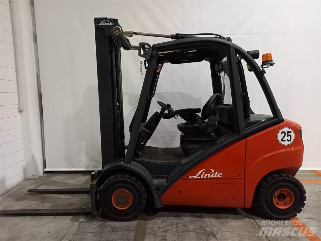 Linde H25D Tehnika ar dīzeļa dzinēju
