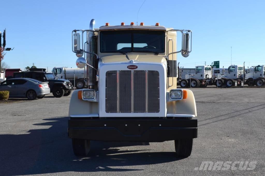 Peterbilt 367 Vilcēji