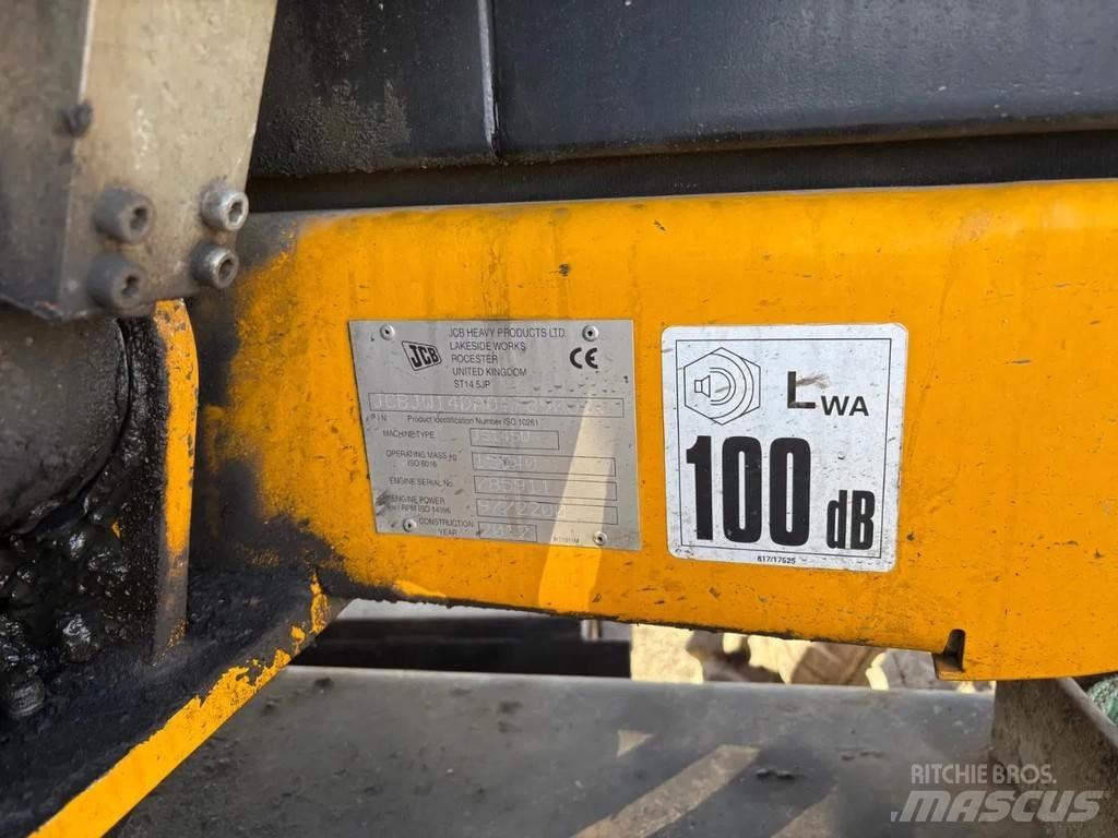 JCB JS145W Ekskavatori uz riteņiem