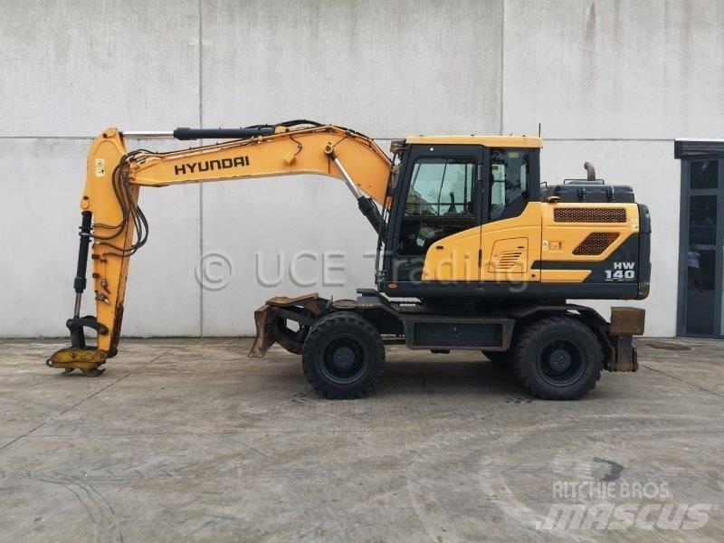 Hyundai HW140 Ekskavatori uz riteņiem