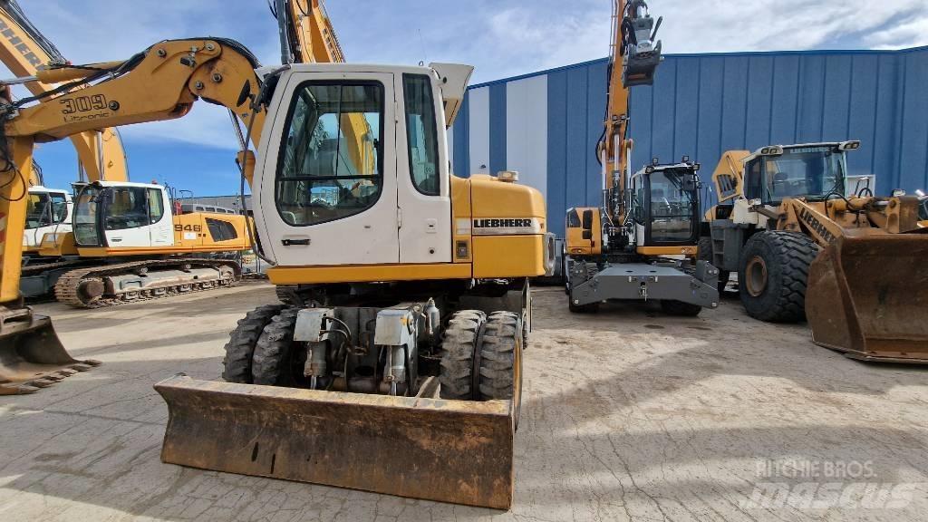 Liebherr A 309 Ekskavatori uz riteņiem