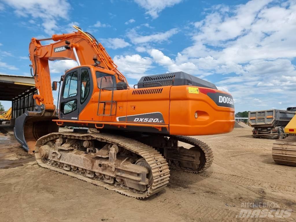 Doosan DX 520 LC Kāpurķēžu ekskavatori