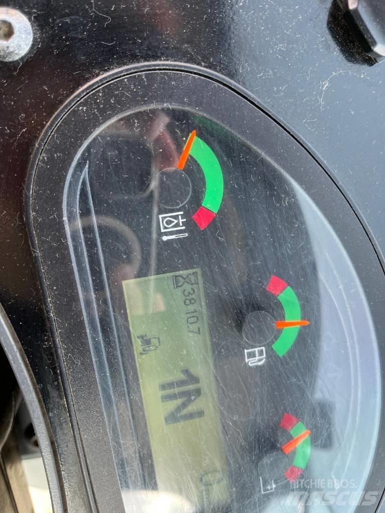 CAT 907 M Iekrāvēji uz riteņiem