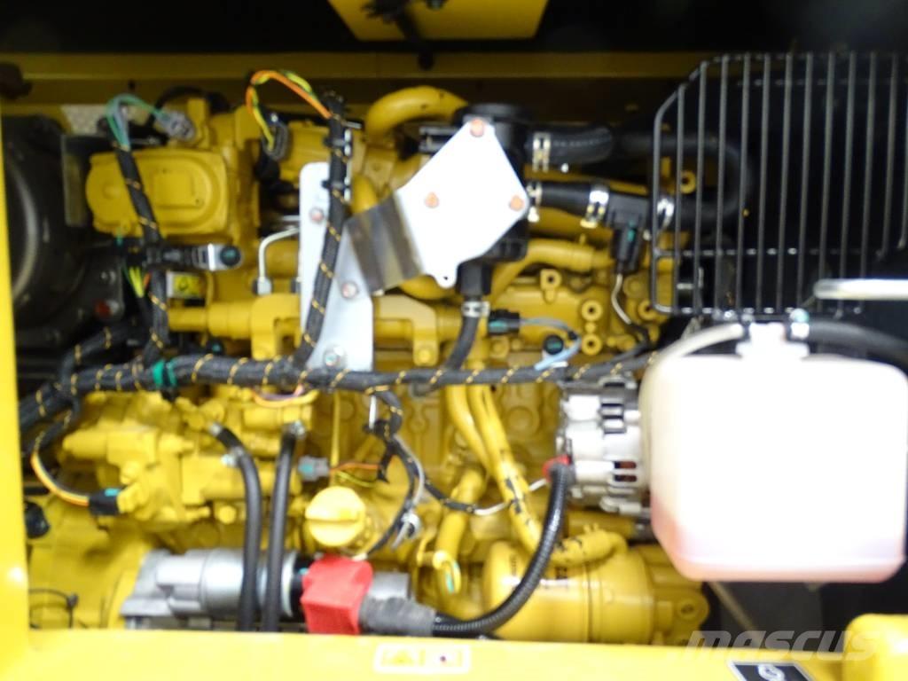 CAT 308 CR Vidēja lieluma ekskavatori 7 t - 12 t
