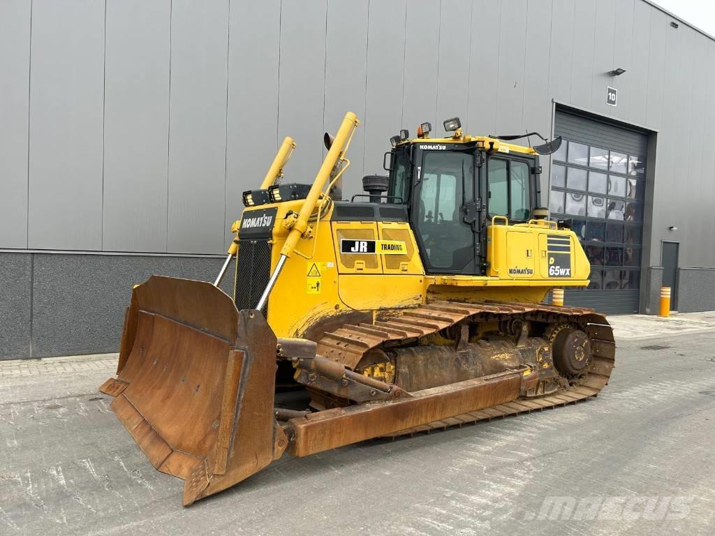 Komatsu D 65 WX-18 Kāpurķēžu buldozeri