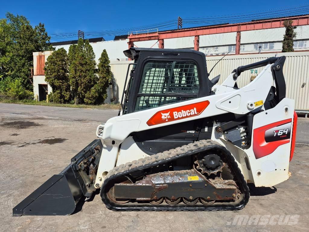 Bobcat T 64 Lietoti riteņu kompaktiekrāvēji