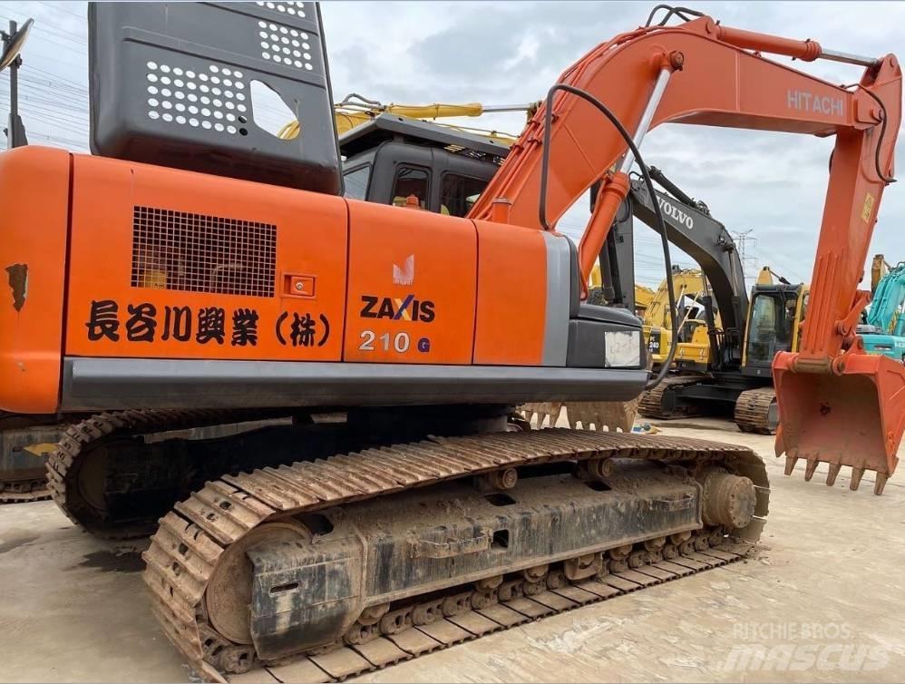 Hitachi zx210 Kāpurķēžu ekskavatori