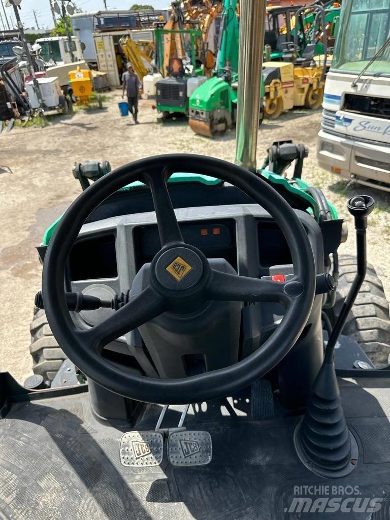 JCB 3 CX Ekskavatori-iekrāvēji