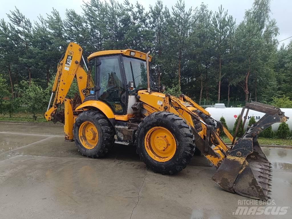 JCB 4 CX Ekskavatori-iekrāvēji