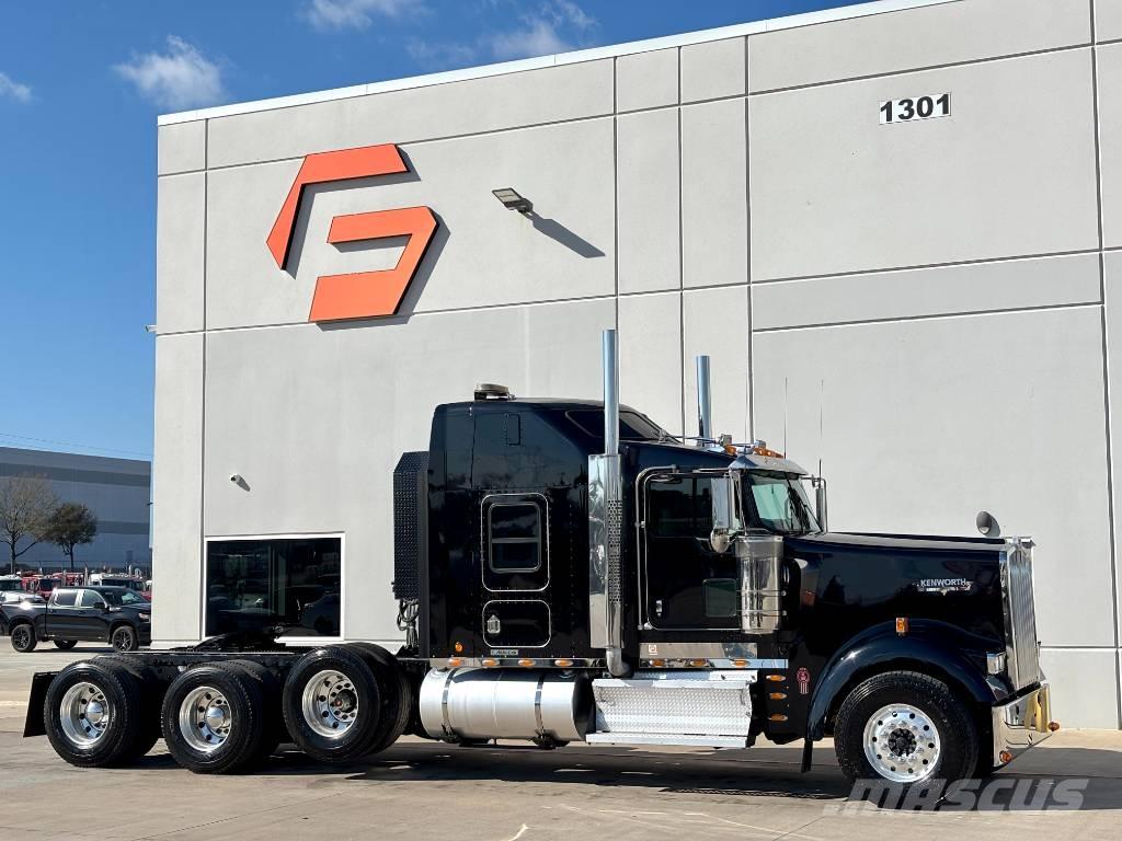 Kenworth W 900 Vilcēji