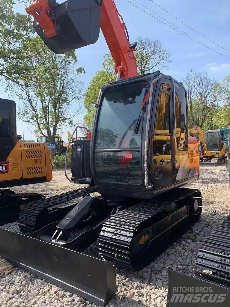Hitachi ZX70 Mini ekskavatori < 7 t