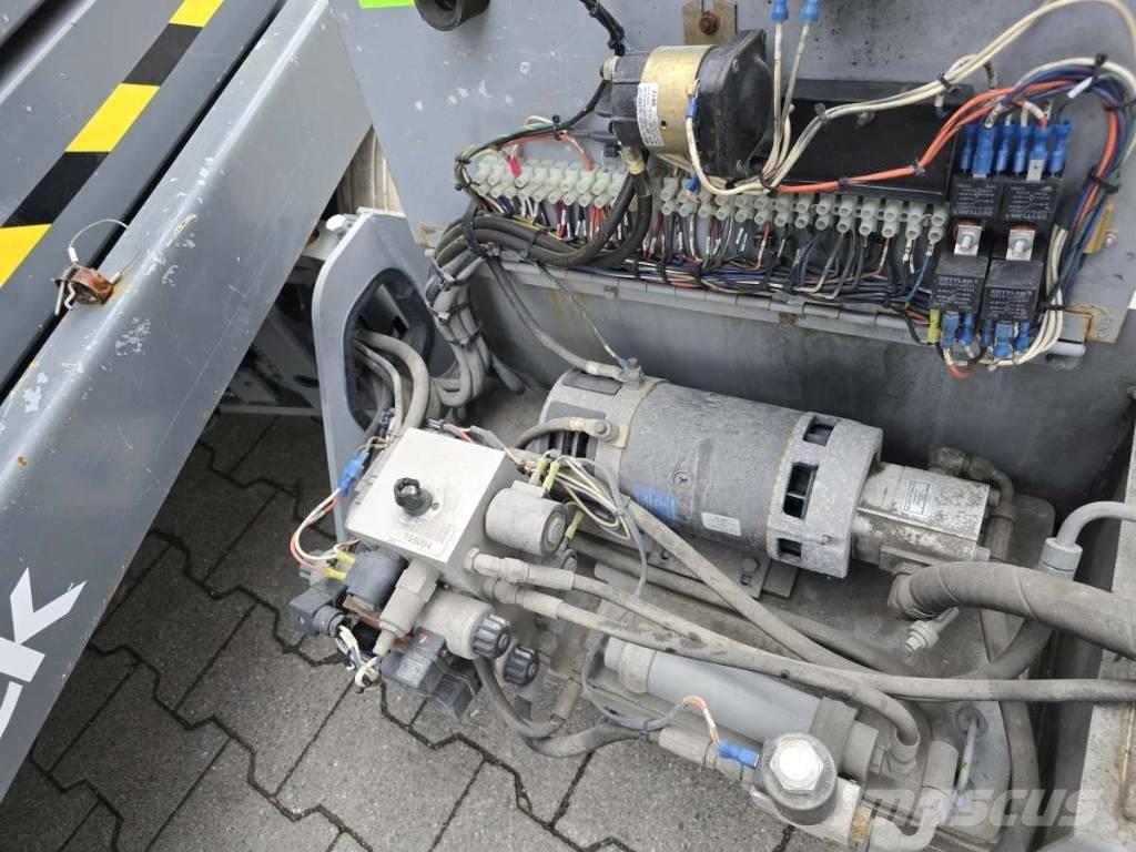 SkyJack SJ 3226 Šķerveida pacēlāji