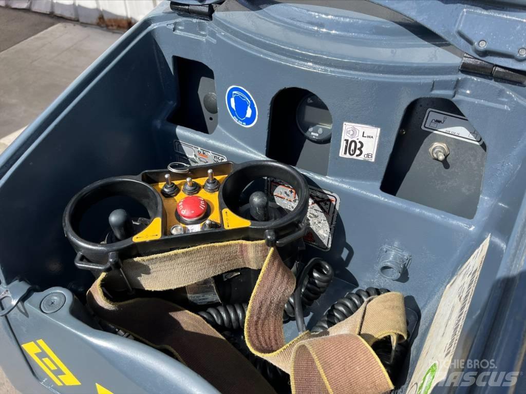 Bomag BMP 8500 Augsnes blīvētāji